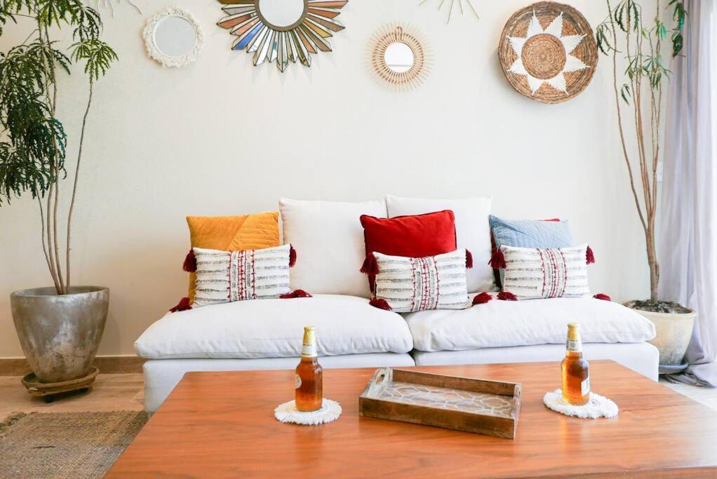 Luxury In The Exclusive Area Of Apartment